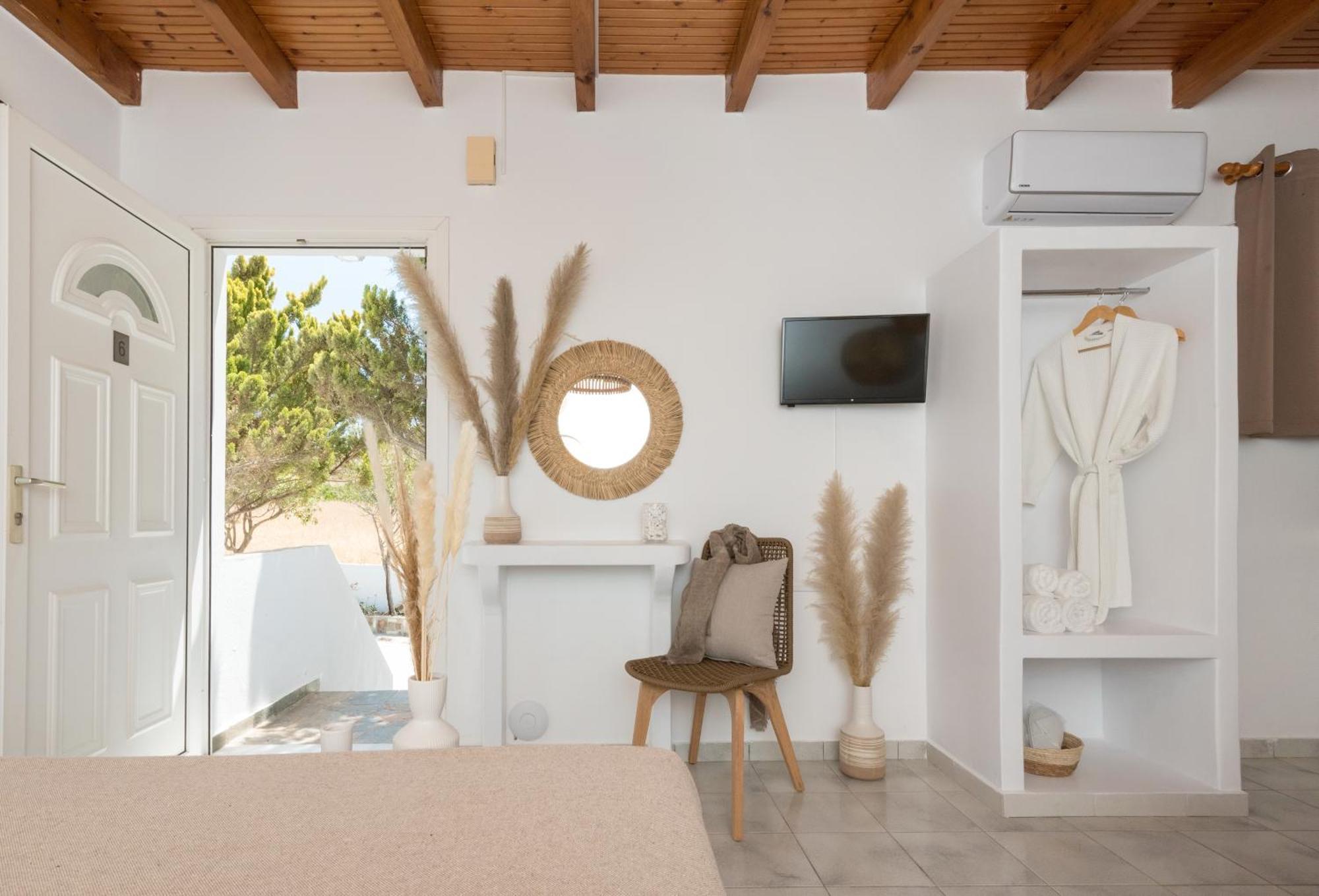Kanelis Studios & Suites Mytakas 外观 照片