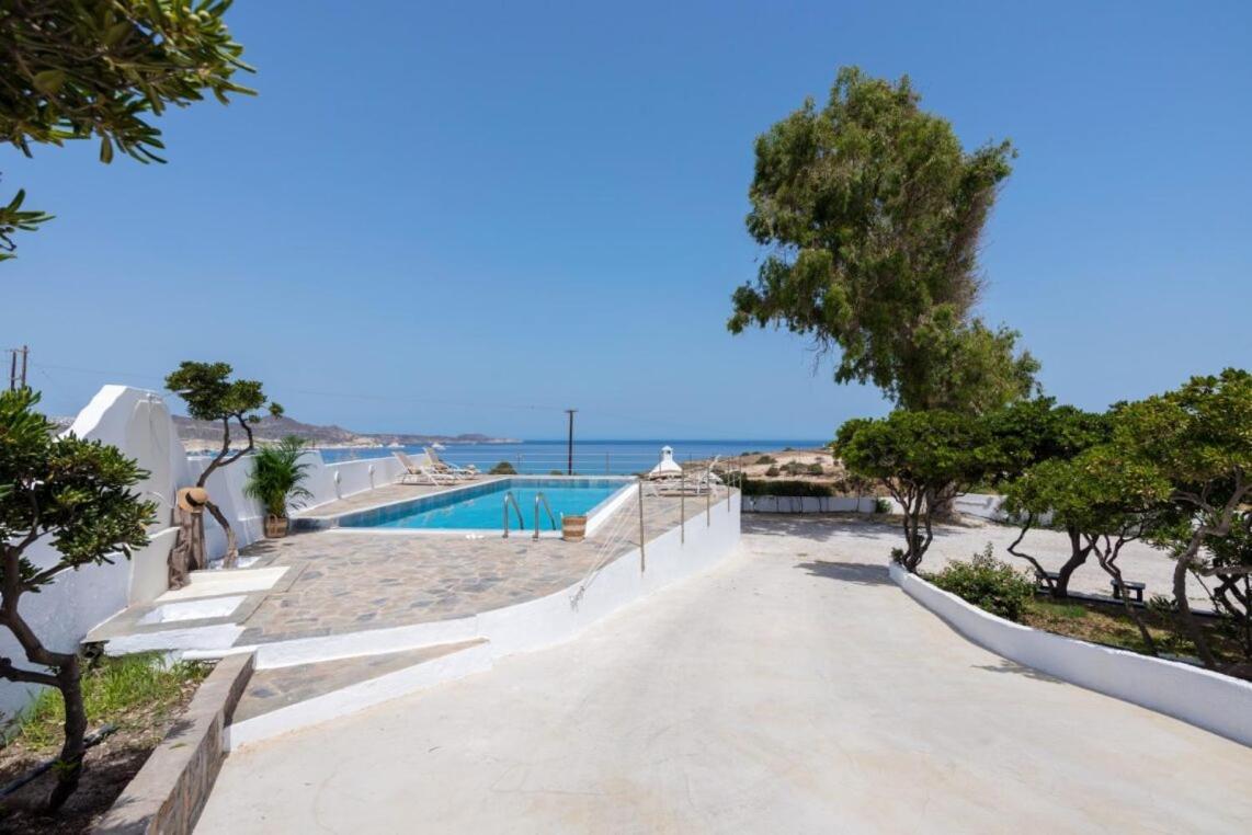 Kanelis Studios & Suites Mytakas 外观 照片