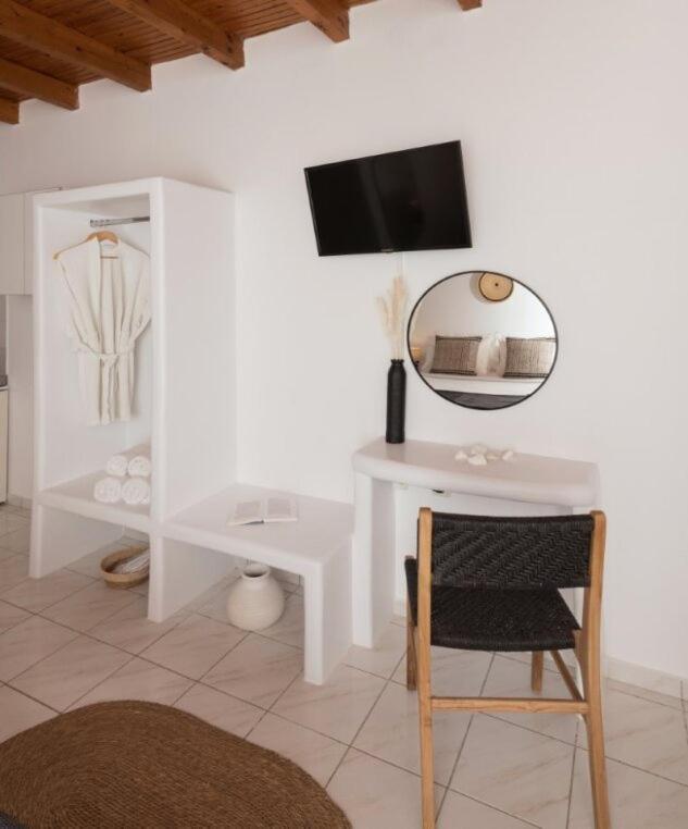 Kanelis Studios & Suites Mytakas 外观 照片