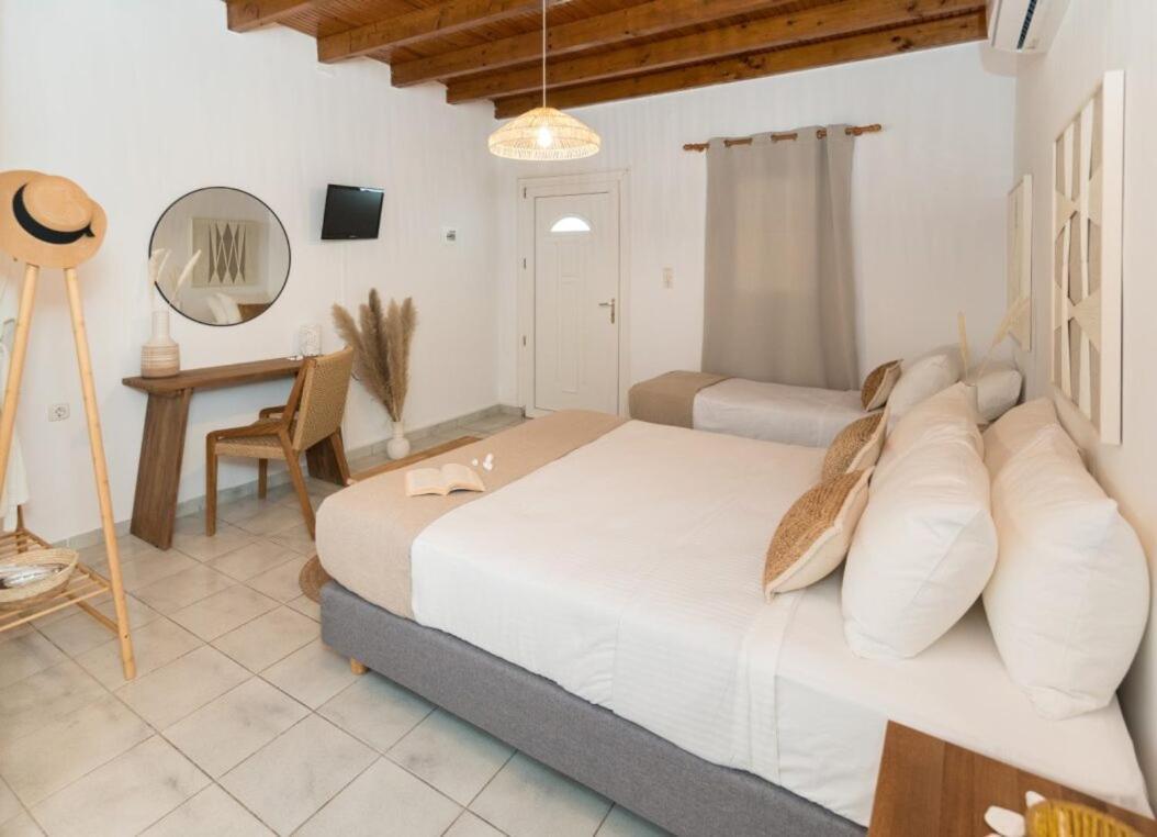 Kanelis Studios & Suites Mytakas 外观 照片